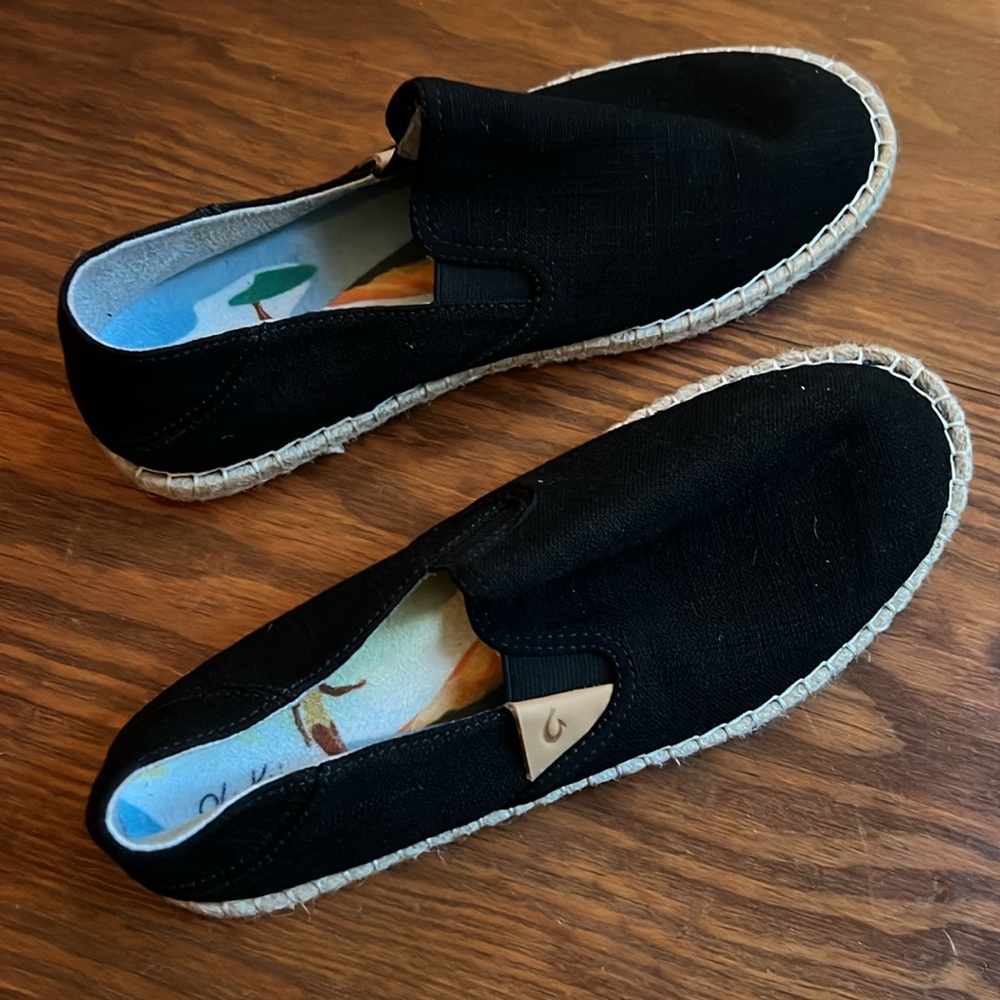 OluKai Linen Shoes - Picture 3 of 4